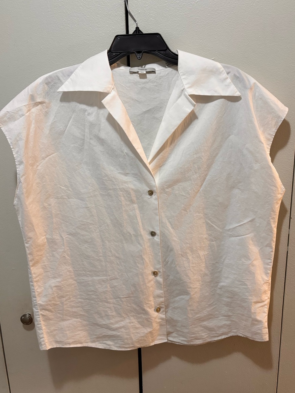 Vince Sleeveless Cotton Button Up Shirt Medium NWOT Minimalist Quiet Luxury - Picture 2 of 4